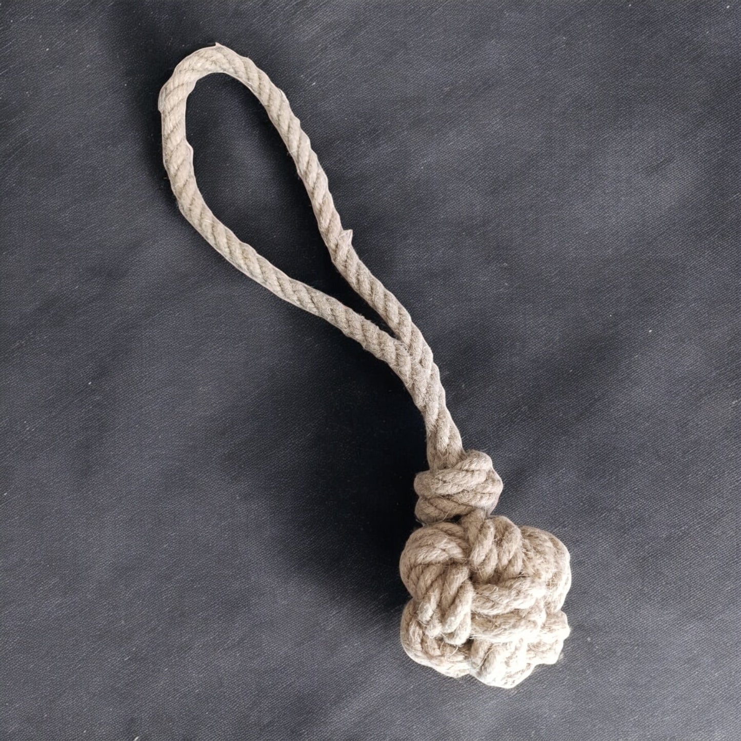 The ball with handle
